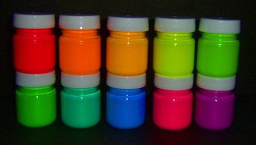Reactive blacklight - reactive,